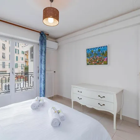 Le Mazarin 2 Apartment *